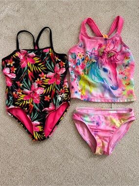 Girls Swimsuit Bundle Size 4/5 Hurley & Wonder Nation Swimwear